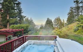 Dolphin House By Emr Vacation Rentals